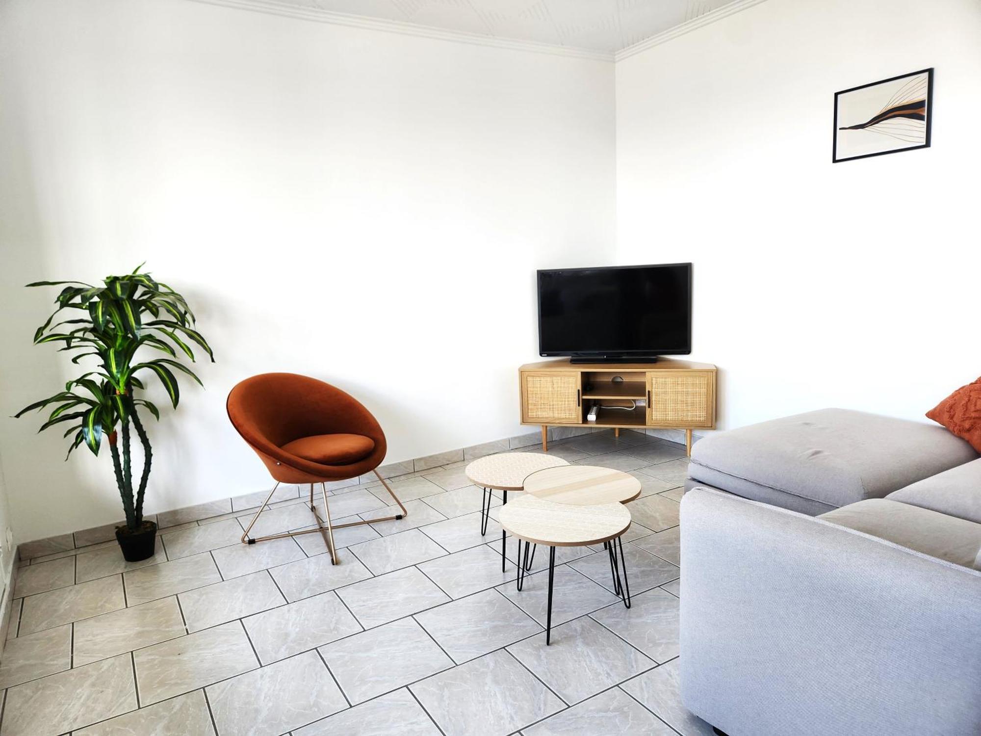 Appartement Cosy Et Lumineux Saint-Jean-de-la-Ruelle Kültér fotó